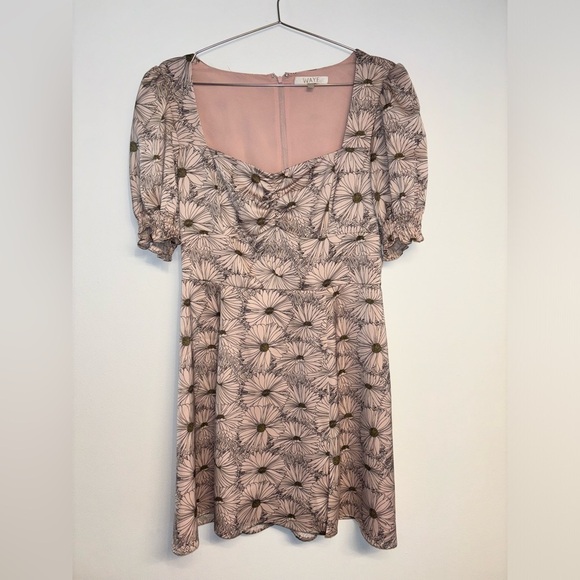 WAYF Light Pink Floral Mini Dress Womens size Large NWOT - Picture 5 of 9